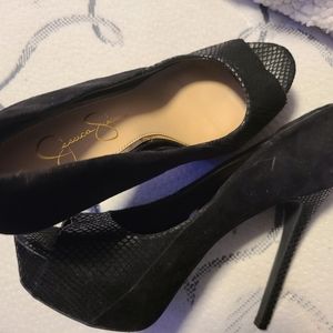 Jessica Simpson heel pumps